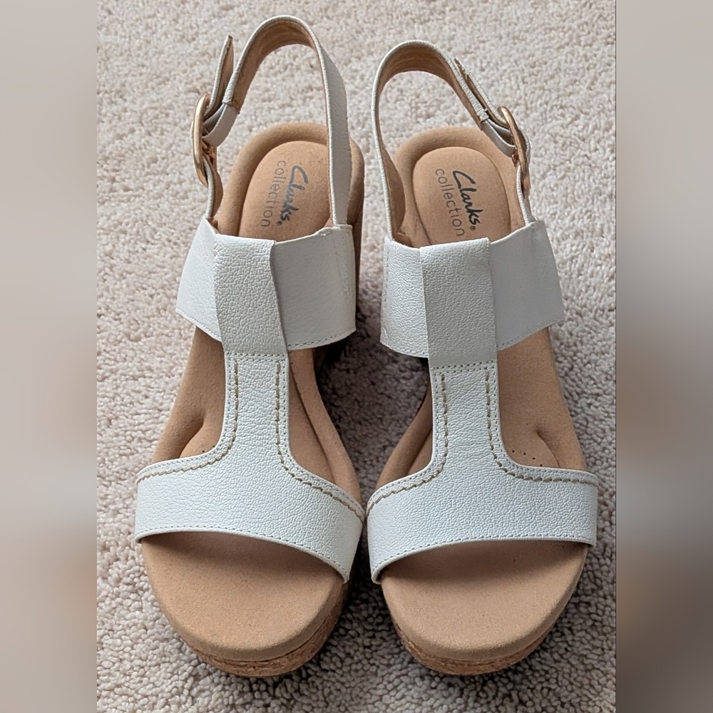 Clarks Giselle Style Wedge Sandals Off White Leather 11M. New Without Box